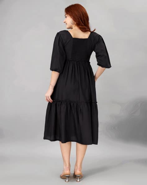 Sufiyana Ámour's Black Cotton Blend Midi Dress for Females