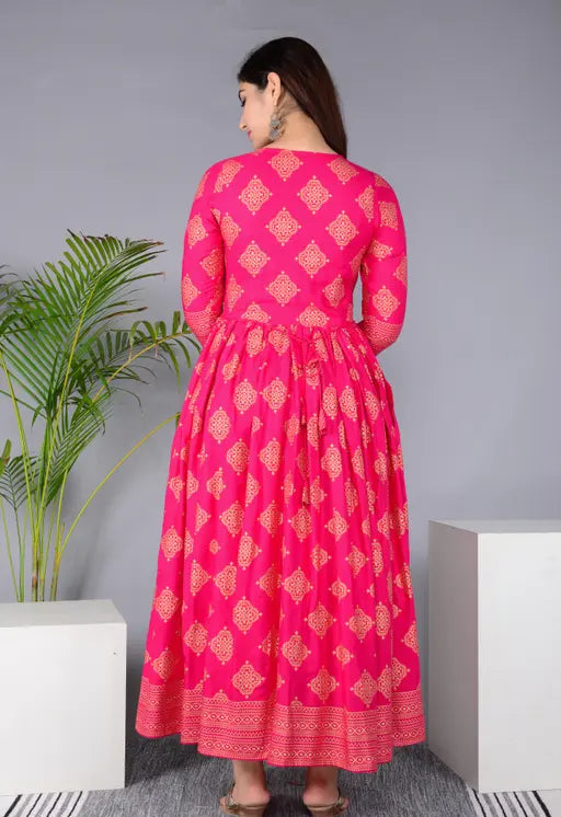 Sufiyana Ámour's Fuchsia Pink Floral Anarkali Kurta for Females
