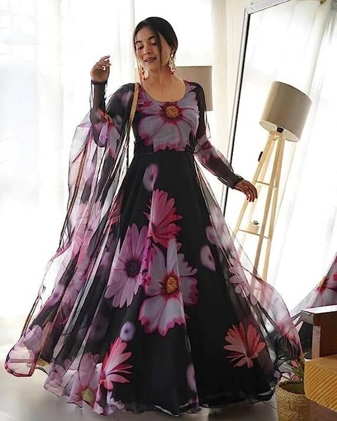 Sufiyana's Amour Black Floral Georgette Gown with Dupatta