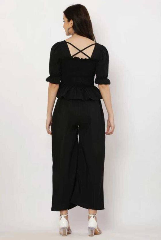 Sufiyana Ámour's Solid Crepe Crop Top Set