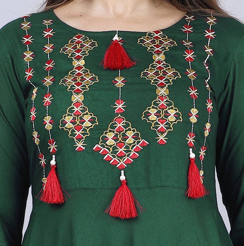 Sufiyana Ámour's Dark Green Embroidered Anarkali Kurta for Females
