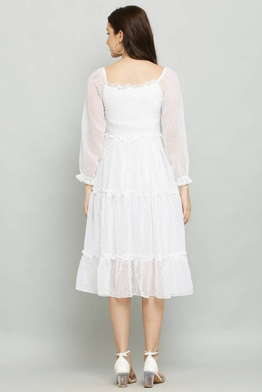Sufiyana Ámour's White Georgette Dress for Females