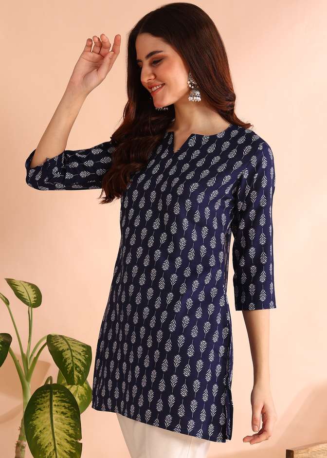 Sufiyana Ámour's Navy Blue Rayon Top for Females