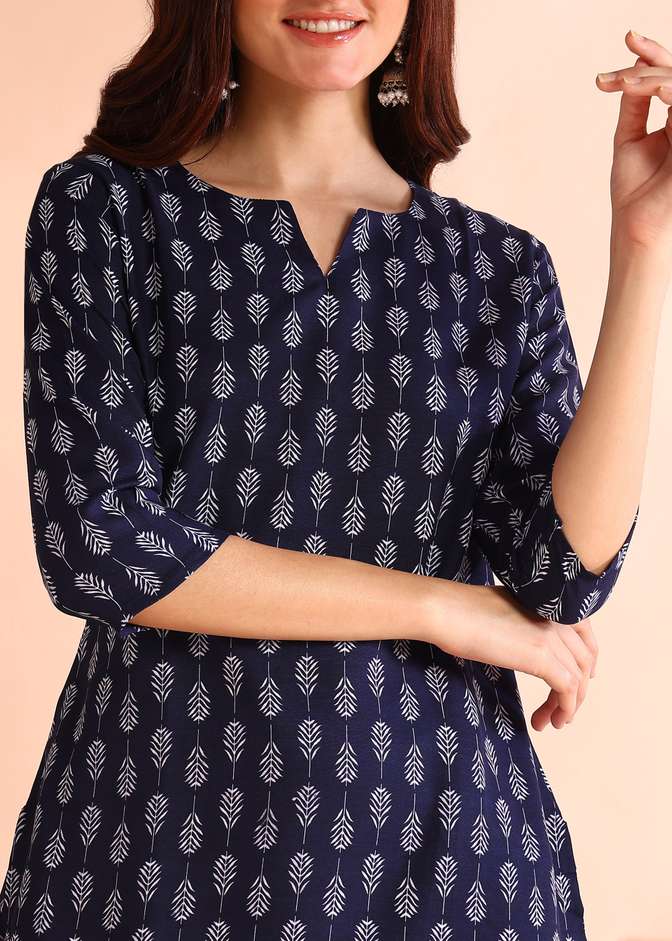 Sufiyana Ámour's Navy Blue Rayon Top for Females