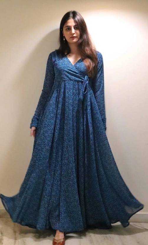 Sufiyana Ámour's Deep Blue Floral Print Georgette Gown for Women