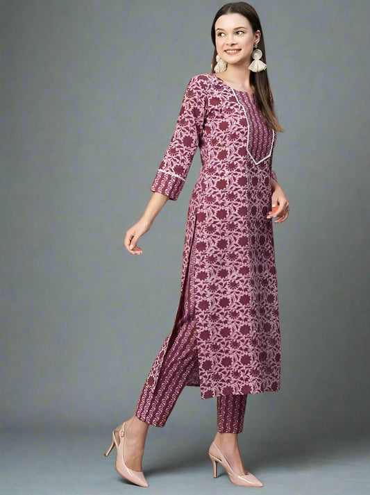 Sufiyana Ámour's Maroon Cotton Blend Kurta Set for Females