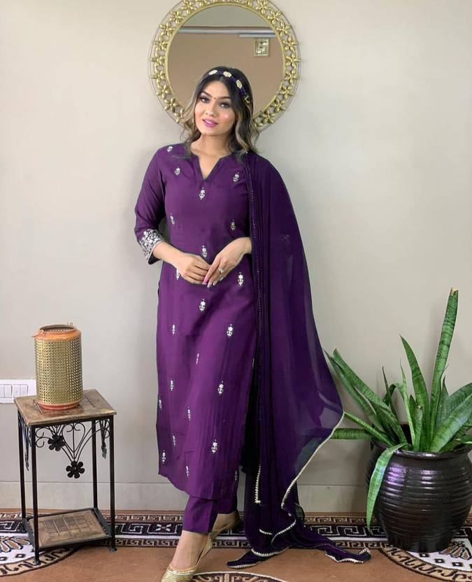 Sufiyana Ámour's Deep Purple Embroidered Kurta, with Pant, and Dupatta Set for Women