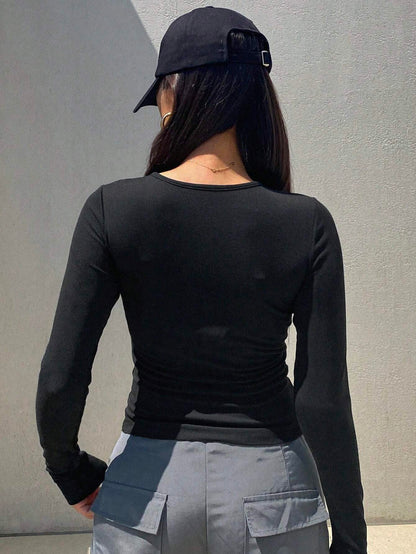 Sufiyana Ámour's Black Lycra Top for Females