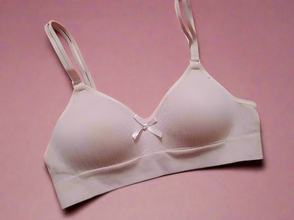 Sufiyana Ámour's Light Peach Ribbed Short Bralette