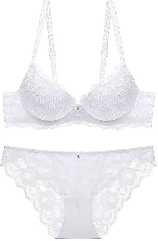 Sufiyana Ámour's Sexy White Lace Push-Up Lingerie Set