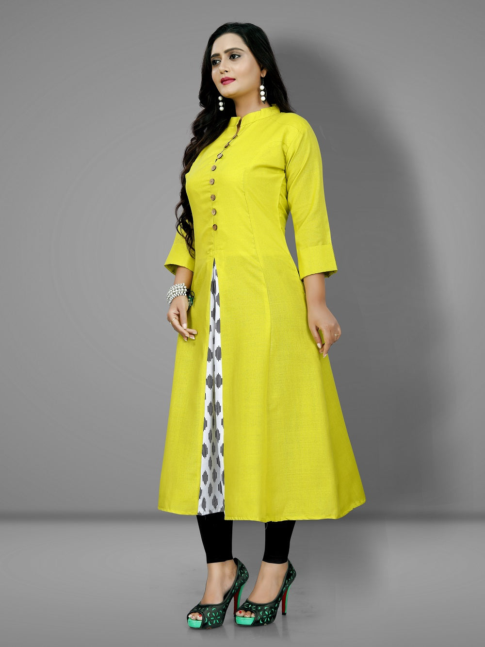 Sufiyana Ámour's Solid Cotton Kurti for Females