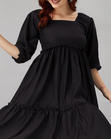 Sufiyana Ámour's Black Cotton Blend Midi Dress for Females