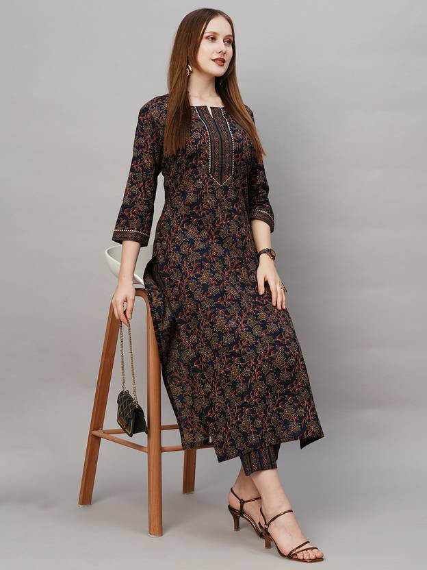 Sufiyana Ámour's Dark Navy Blue Floral Print Kurta and Palazzo Pants Set for Women
