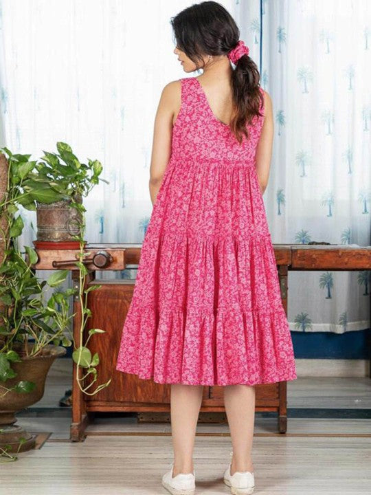 Sufiyana Ámour's Bright Pink Rayon Dress for Females