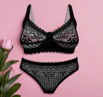 Sufiyana Ámour's Sexy Black Lace Net Lingerie Set