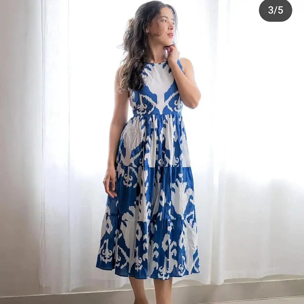 Sufiyana Ámour's Blue and White Cotton Dress for Females