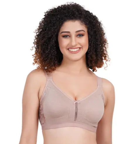 Sufiyana Ámour's Premier Nude Floral Lace Full-Coverage Short Bralette