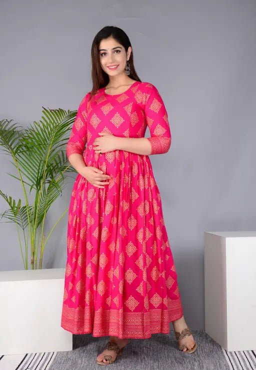 Sufiyana Ámour's Fuchsia Pink Floral Anarkali Kurta for Females
