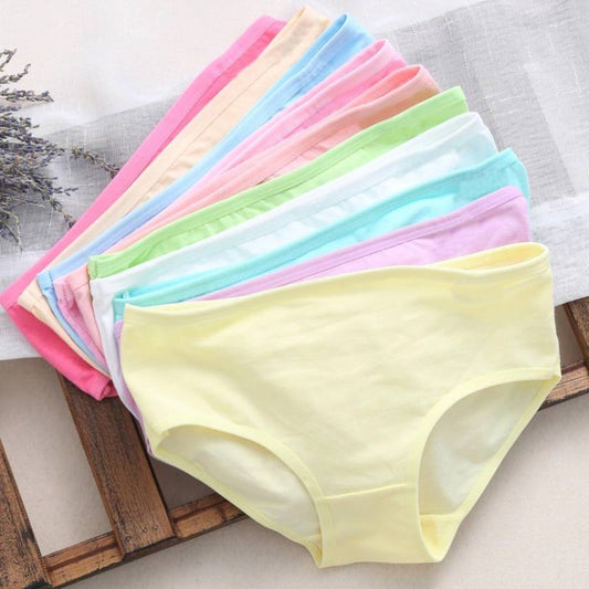 Sufiyana Ámour's Multi-Color Period Hipster Panties Pack for Females
