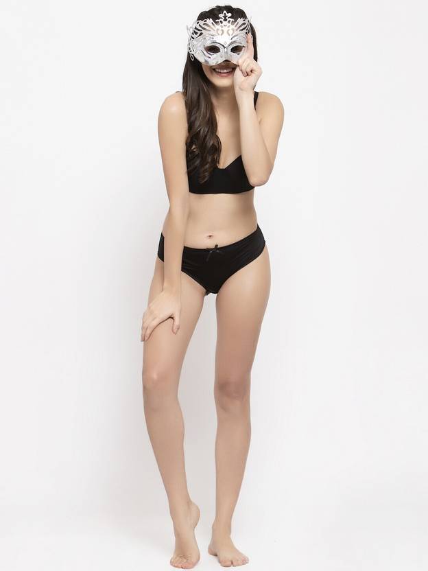 Sufiyana Ámour's Black Polyester Strapless Bra for Females