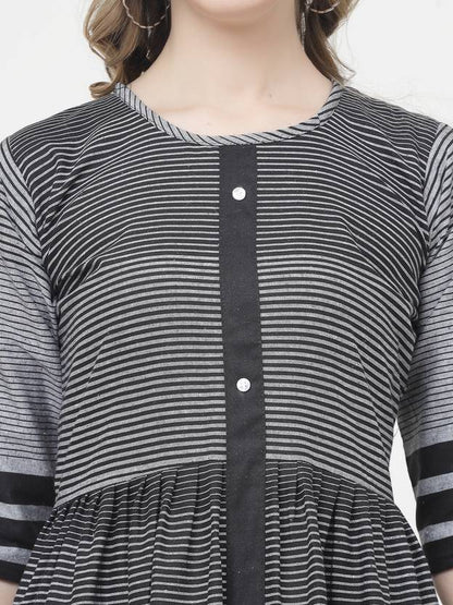Sufiyana Ámour's Printed Cotton Kurti