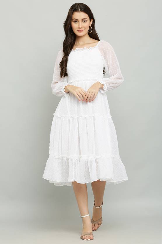 Sufiyana Ámour's White Georgette Dress for Females