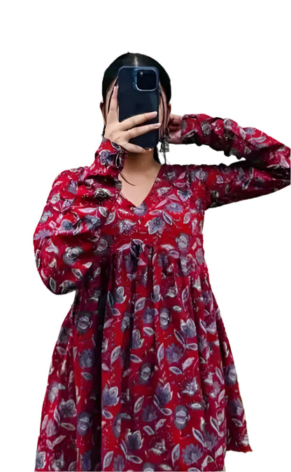 Sufiyana Ámour's Trendy V-Neck Maroon Printed Top