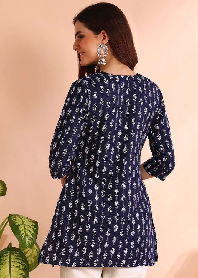 Sufiyana Ámour's Navy Blue Rayon Top for Females
