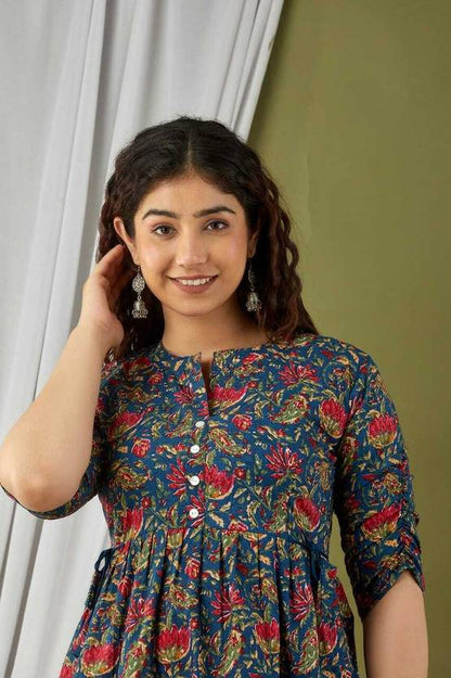 Sufiyana Ámour's Crisp White Printed Cotton Shirt