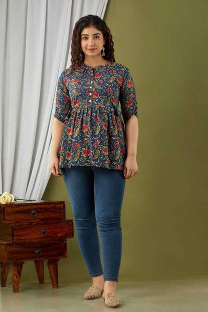 Sufiyana Ámour's Crisp White Printed Cotton Shirt