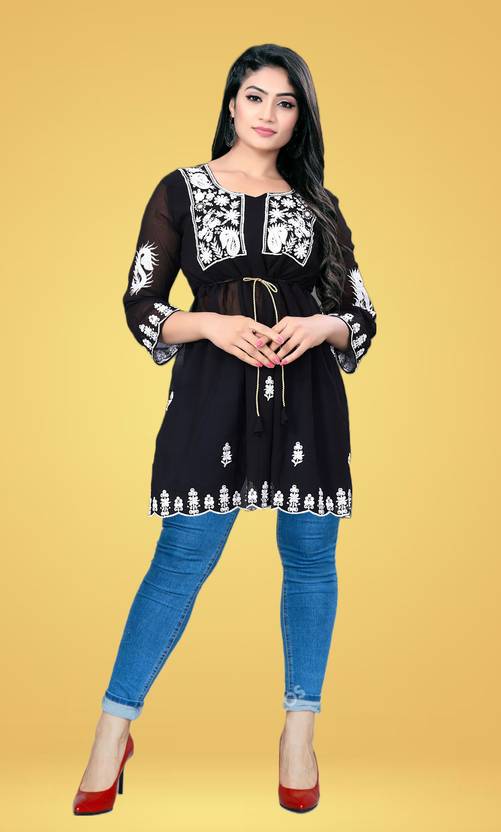 Sufiyana Ámour's Black Georgette Chikankari Top for Females