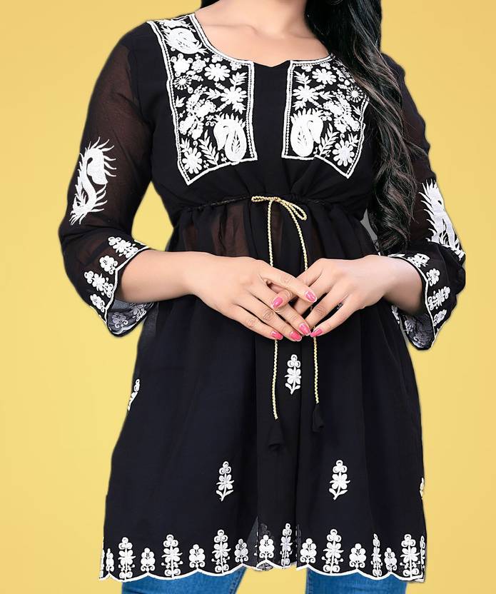 Sufiyana Ámour's Black Georgette Chikankari Top for Females