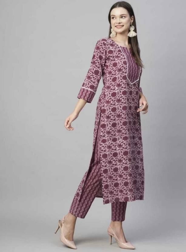 Sufiyana Ámour's Rich Magenta Cotton Kurta Set