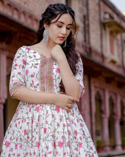 Sufiyana Ámour's White Floral Print Rayon Gown for Women