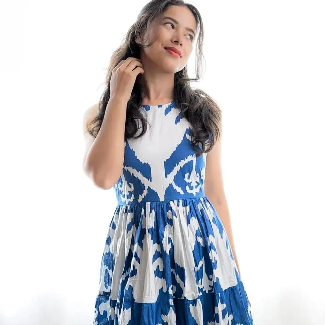 Sufiyana Ámour's Blue and White Cotton Dress for Females