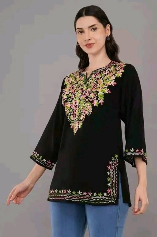 Sufiyana Ámour's Kashmiri Handmade Embroidered Short Top&nbsp;