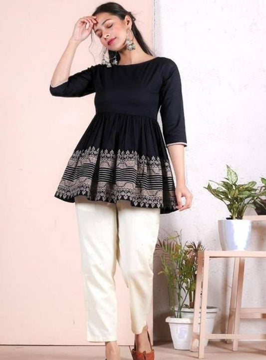 Sufiyana Ámour's Black Rayon Top for Females