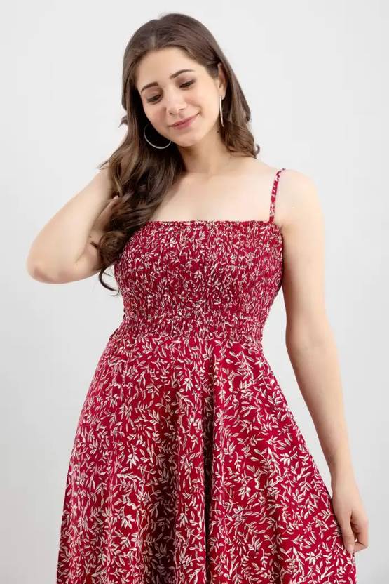 Sufiyana Ámour's Red Rayon Maxi Dress for Females