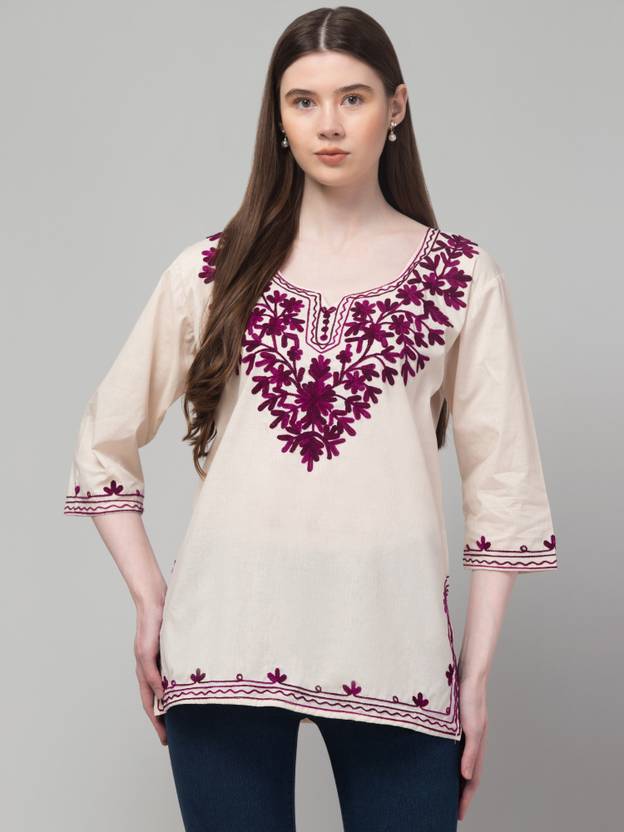Sufiyana Ámour's Kashmiri Embroidered Short Top