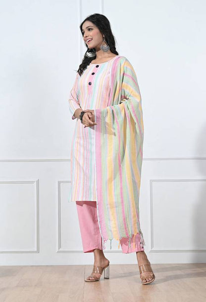 Sufiyana Ámour's Pink Striped Kurti With Dupatta And Trouser