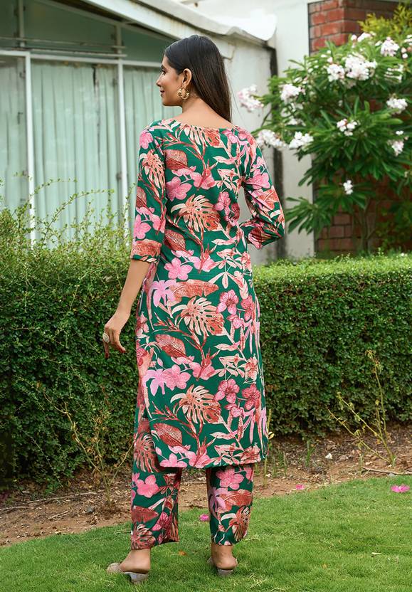 Sufiyana Ámour's Green Cotton Kurta Set for Females
