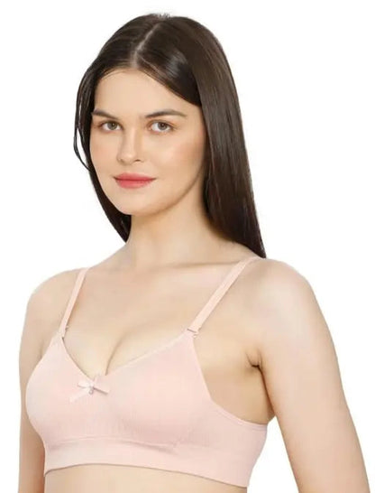Sufiyana Ámour's Light Peach Ribbed Short Bralette